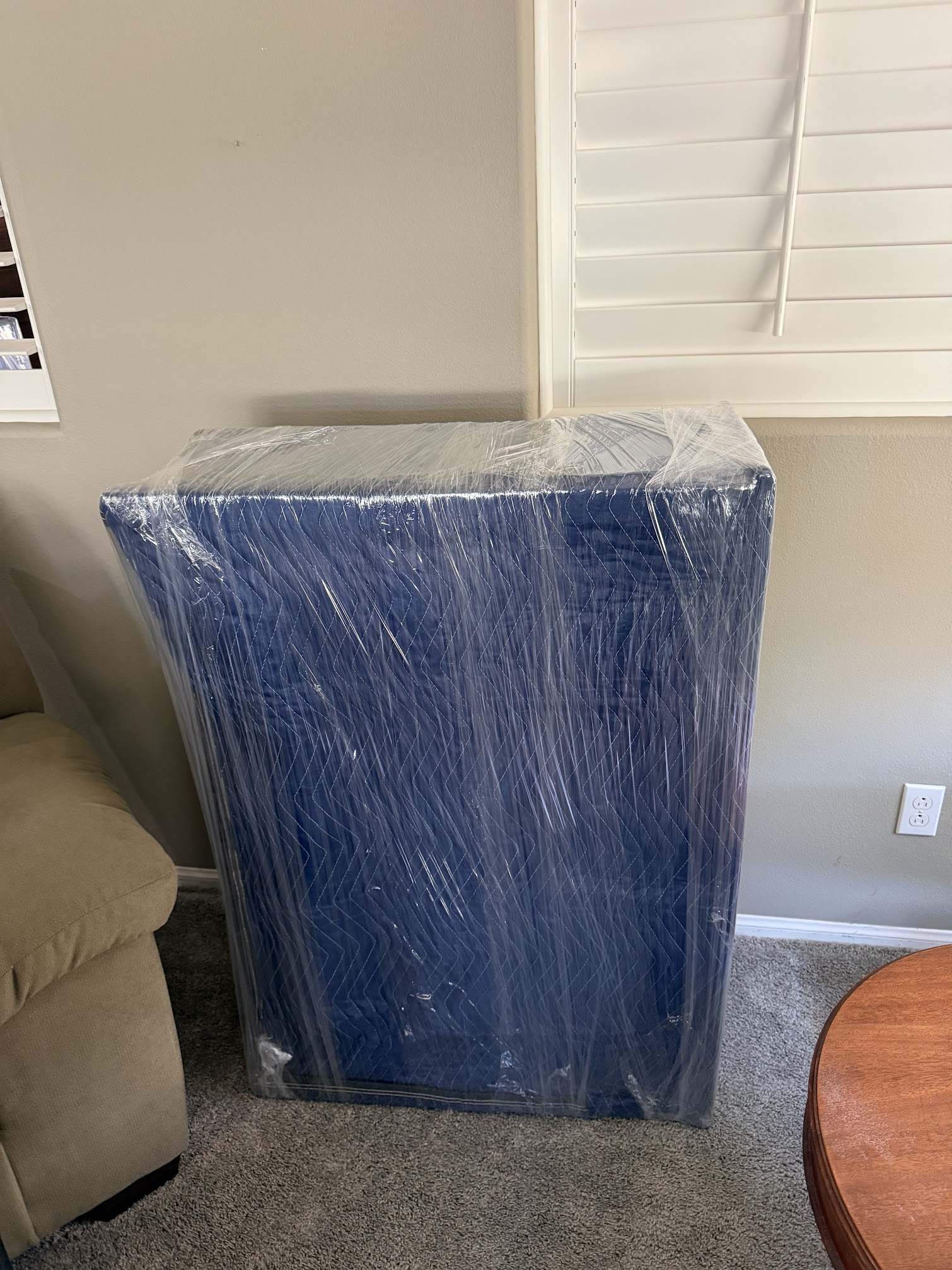 Professional packing service by SMG Movers & Cleaning LLC in Lake Forest