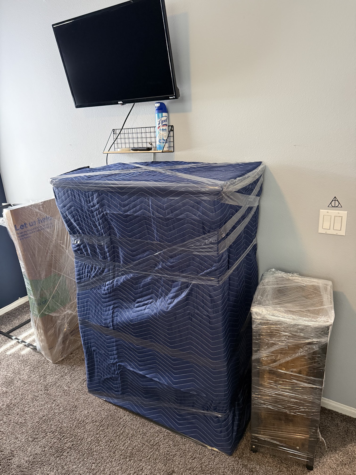 Owner-operated moving crew in action — Laguna Hills